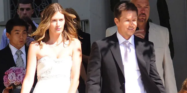 Mark Wahlberg Nikahi Rhea Durham