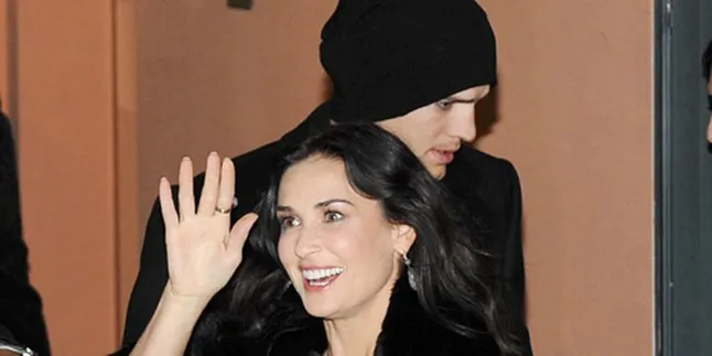 Demi Moore Akhirnya Sandang Nama Suami?