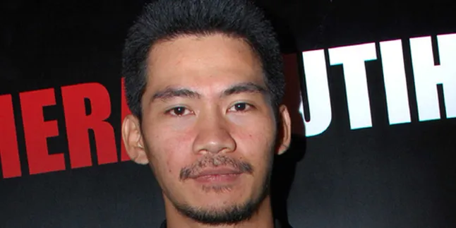 Donny Alamsyah Sariawan Gara-Gara Senapan