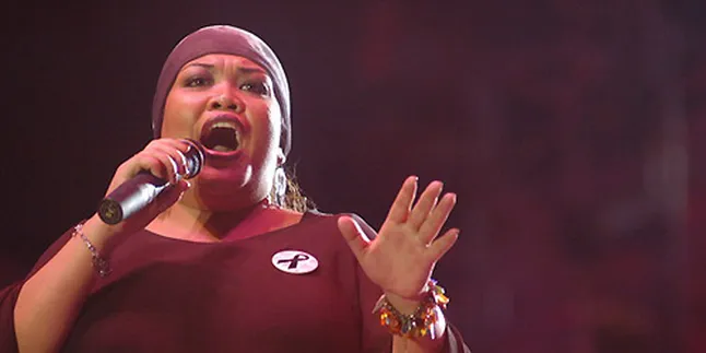 Trio Gorila, Kenangan Bertha Bareng Mbah Surip