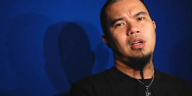 Dhani Tak Bisa Lagi Kontrol Nikmatnya Solo Karir