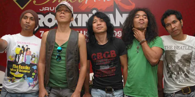 Slank Sukses Raih 'Civil Society Award 2009'