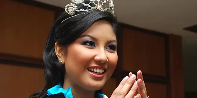 Zivanna Letisha Kenalkan Batik di Dunia Internasional Zivanna Letisha Kenalkan Batik di Dunia Internasional