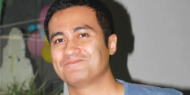 Adjie Pangestu Berusaha Ikhlas Hadapi Perceraian Adjie Pangestu Berusaha Ikhlas Hadapi Perceraian