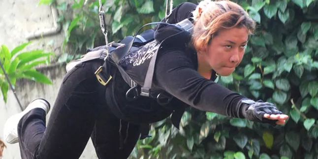 Melly Goeslaw Tunda Konser Selama Tiga Tahun