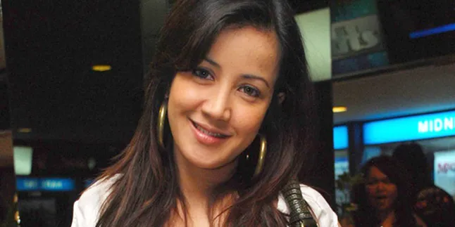 Andi Soraya Harapkan Steve Emmanuel Seperti Ayahnya