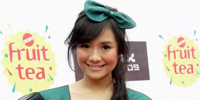 Gita Gutawa: Kue Pertama Buat Mama Papa