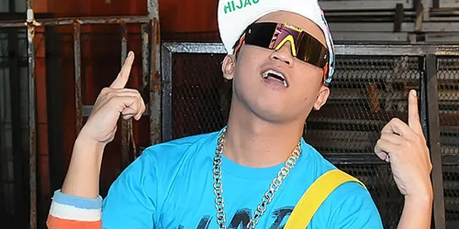 Lebay, Mizta D Kecebur Kolam RCTI