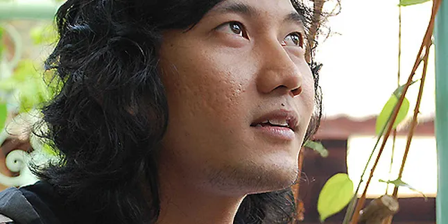 Sandy Canester Tuntut Transparansi RBT Mbah Surip