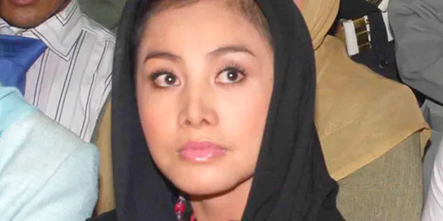 Cici Paramida Bukan Sakit Karena Tuntutan 5 Miliar