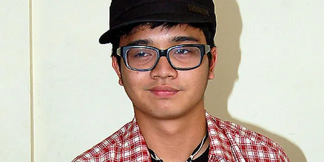 Derby Romero Kaget Michael Jackson Baru Dikubur