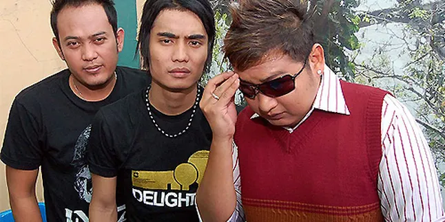 ST12: ST Setia Adalah Jantung Kami