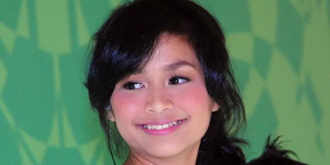 Gita Gutawa Siapkan Angpao