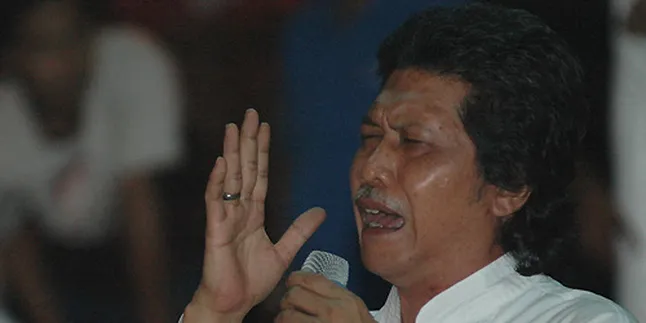 Cak Nun Himbau Masyarakat Belajar Jadi Tepung