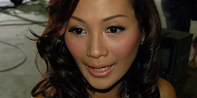 Indah Kalalo Kejar Setoran Buat THR