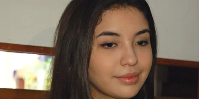 Manohara: Lebih Enak Lebaran di Indonesia Daripada di Kelantan