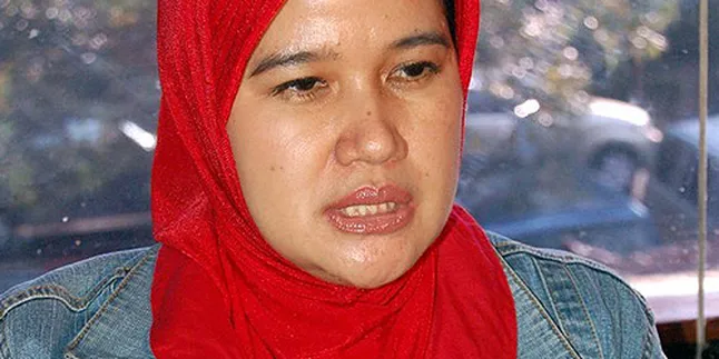 Cici Tegal Selalu Berduka Saat Lebaran Cici Tegal Selalu Berduka Saat Lebaran