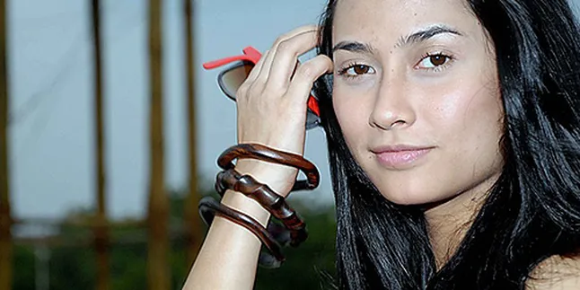 Uli Auliani Optimis Bisnis Spare Part