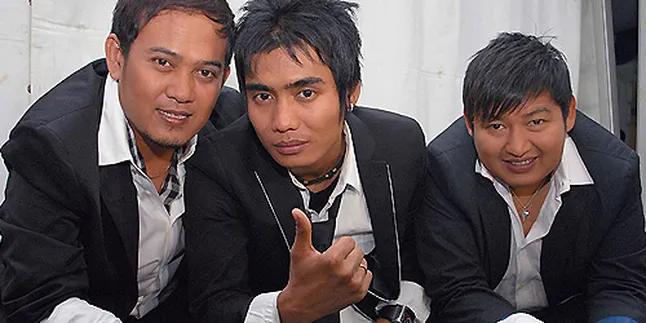 Target ST12: Tak Lupakan Keluarga