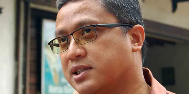 Dede Yusuf Jenguk Danny Setiawan di Lapas