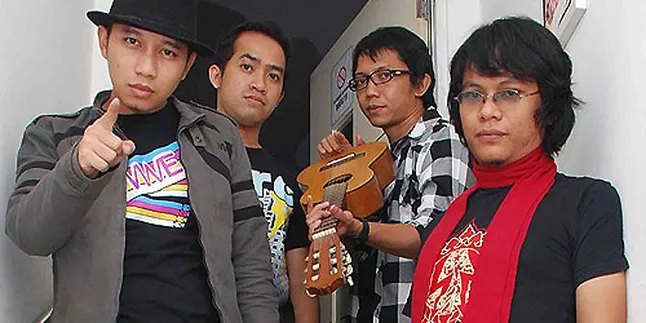 Takut Penggemar Bunuh Diri, The Rain Bikin Lagu Semangat