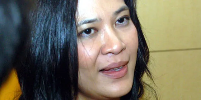 Oppie Andaresta: Ke Padang Tunggu Saat Yang Tepat