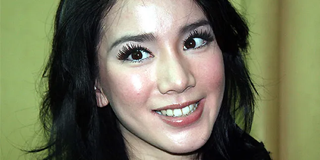 Jill Gladys Tak Mau Buru-Buru Dinikahi Delon