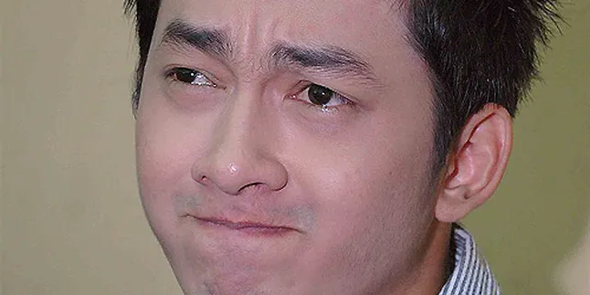 Kiki Farrel Bantah Pacaran Dengan Dara Virgin