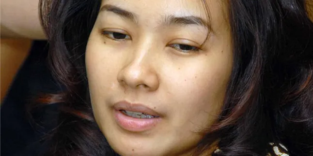 Alya Rohali Kehilangan Ayah Tercinta