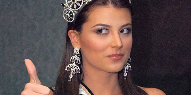 Stefania Fernandez Kagumi Keramahan Indonesia 