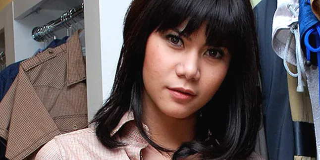 Cynthia: Jangankan Narkoba, Merokok Pun Vicky Tak Pernah