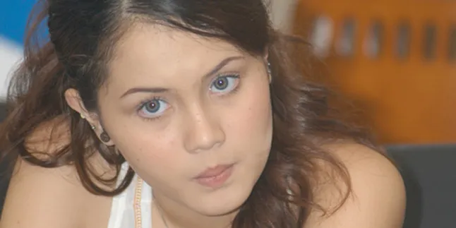 Jennifer Dunn Dikawal Polisi Temui Dokter Pribadi