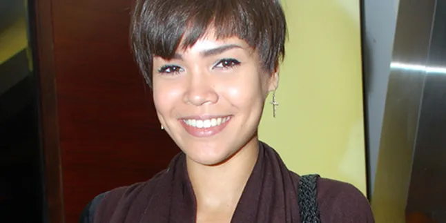 Sarah Jane Rela Telanjang, Asalkan...