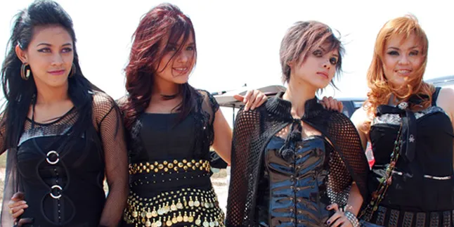 Syuting Klip Baru, Personel 4U Lecet-Lecet