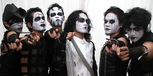 Kuburan Band Terancam Dituntut Dephub