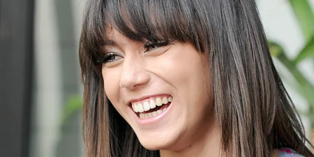 Thalita Latief, Cantik di Otak Lebih Bagus