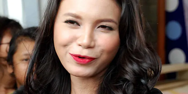 Rossa Terjuni Politik?