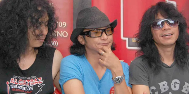 Andi, John Paul Ivan dan Abdee Sama-Sama Cinta Blues