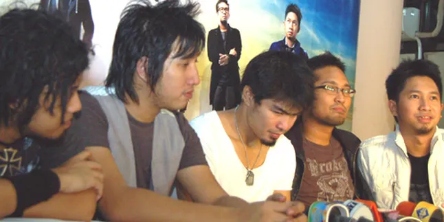 Samsons Pertahankan Idealisme di Musik