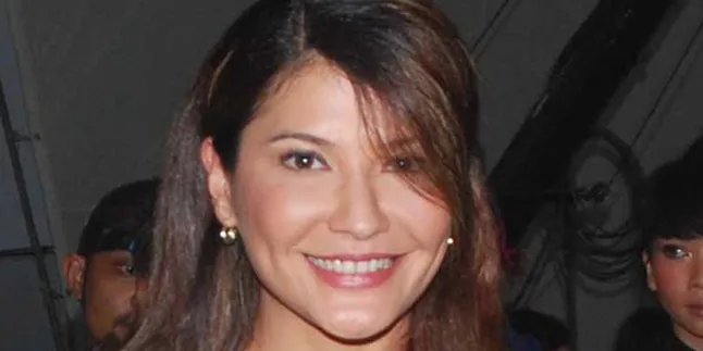 Tamara Bleszynski Dikabarkan Nikah Lagi