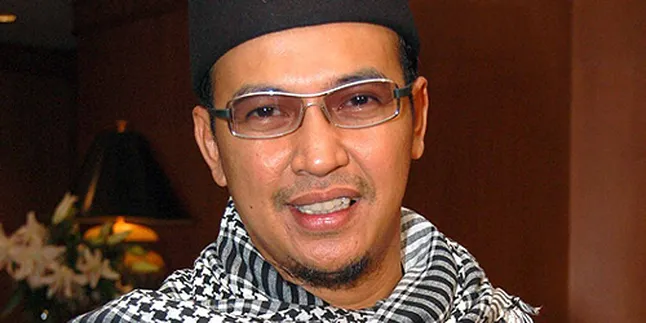 Uje Siap Bikin Film Wali