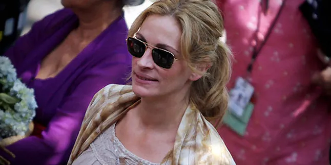 Julia Roberts Batal Syuting di Monkey Forest