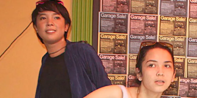 Dinda Kanyadewi - Fitri Tropica, Sama-Sama 'Gila'