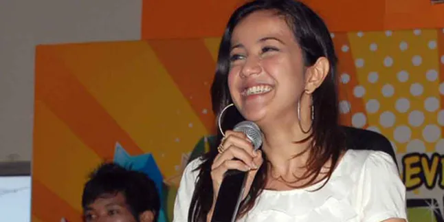 Andi Soraya, 'Pemanasan' Lewat Album Mister Band