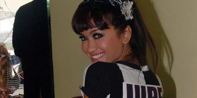 Julia Perez: Wajar Kalau Wanita Materialistis