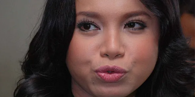 Rossa, Meradang Ditanya Perkawinan Mantan Suami