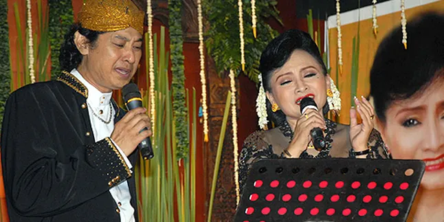 Mus Mujiono Rilis Keroncong Religi Dua Bahasa Mus Mujiono Rilis Keroncong Religi Dua Bahasa