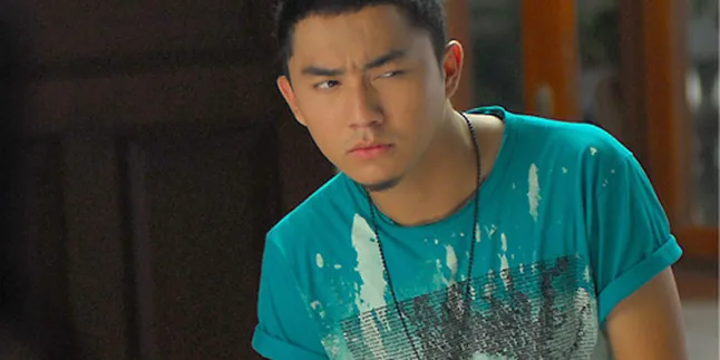 Omesh Patah Hati Karena 'HEART-BREAK.COM'