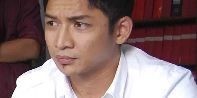 Okie Agustina, Jangan Bedakan Pasha Dengan Tahanan Lain