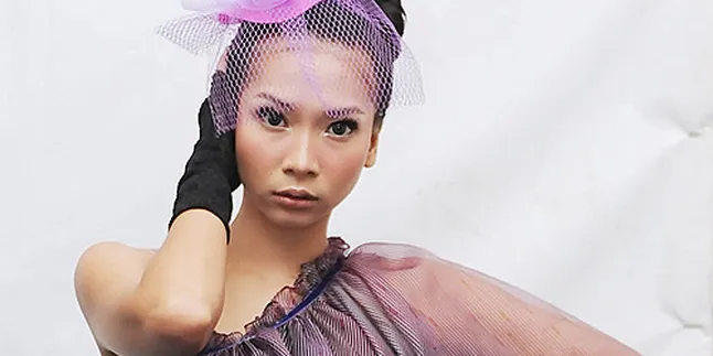 Mey Chan Dimaki Kru Biar Nangis